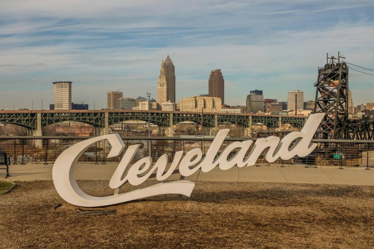 Frontdesk Waterfront Apts Downtown Cleveland Apartment Ngoại thất bức ảnh